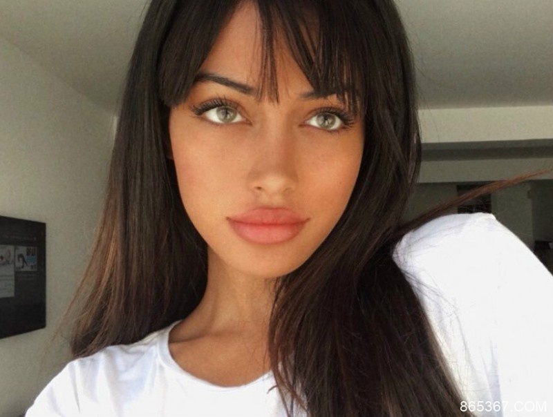 辣模Cindy Kimberly 性感丰腴双唇诱人