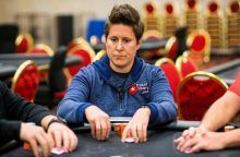 “退役”的Vanessa Selbst为慈善事业竞争WSOP主赛事-博狗扑克 蜗牛扑克 德州扑克跟我学