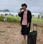 斗鱼人才辈出，音乐鬼才卖血哥原创节目“音乐求生72小时”受热捧-博狗扑克 蜗牛扑克 德州扑克跟我学