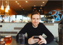 扑克主播Andrew Neeme YouTube订阅人数突破10万!-博狗扑克 蜗牛扑克 德州扑克跟我学
