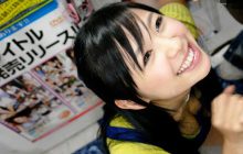 小仓奈奈(小仓奈々)番号作品XV-973 F罩杯女优化身DVD店员与粉丝开战-博狗扑克 蜗牛扑克 德州扑克跟我学