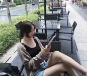 韩国长发气质正妹美女 转身回谟一笑令人想恋爱-博狗扑克 蜗牛扑克 德州扑克跟我学