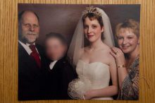 女儿和爸日得疯狂 二婚老公出轨女儿堪比肥皂剧-博狗扑克 蜗牛扑克 德州扑克跟我学