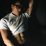 GV男优双性恋遭排挤 性取向不被接纳曾找不到归属感-博狗扑克 蜗牛扑克 德州扑克跟我学