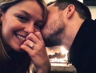 梅莉莎·班诺伊订婚 大尺度性爱裸照大放送-博狗扑克 蜗牛扑克 德州扑克跟我学