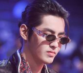 中国新说唱开播 导师亮相画风突变 吴亦凡变温柔了?-博狗扑克 蜗牛扑克 德州扑克跟我学