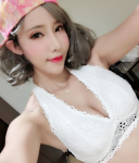 体大学姐Cyndi身材火辣 爆乳美女玩DJ动感十足-博狗扑克 蜗牛扑克 德州扑克跟我学