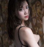 永尾玛利亚（永尾まりや）最新写真 泳池解内衣神情迷人-博狗扑克 蜗牛扑克 德州扑克跟我学