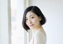 白金级的才女声优坂本真绫要开个人巡迴演唱会了真爱粉冲啊～-博狗扑克 蜗牛扑克 德州扑克跟我学