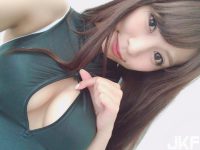 有著长腿和大奶的「料理研究家」　疗愈系笑容让人胃口大开！-博狗扑克 蜗牛扑克 德州扑克跟我学