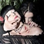 梦到是吸血鬼的后代 喝人血睡棺材过“吸血鬼”生活-博狗扑克 蜗牛扑克 德州扑克跟我学