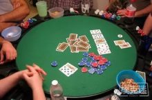 博狗扑克:平跟溜入玩家打牌不动脑?你只会加注就有脑子了吗-博狗扑克 蜗牛扑克 德州扑克跟我学