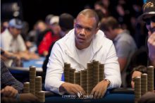 高注额专家分析三手低注额牌局-博狗扑克 蜗牛扑克 德州扑克跟我学