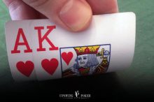 牌局分析:扑克大佬如何用AK诈唬?-博狗扑克 蜗牛扑克 德州扑克跟我学