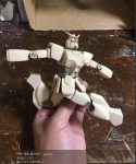 神人DIY木雕钢弹 木工制作机动战士钢弹关节也能活动-博狗扑克 蜗牛扑克 德州扑克跟我学