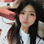 台湾辣妹陈渺渺 吊带背心令人血脉偾张-博狗扑克 蜗牛扑克 德州扑克跟我学