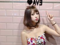 台湾性感辣妹伊娃 爆乳装令人想入非非-博狗扑克 蜗牛扑克 德州扑克跟我学