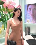 时尚博主美女Qin 高冷妹纸身材曲线火辣-博狗扑克 蜗牛扑克 德州扑克跟我学