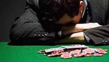 Dwan亲自讲述《成为传奇》片中的牌理过程!又可以免费上一节德州扑克课了-博狗扑克 蜗牛扑克 德州扑克跟我学