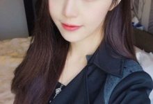 【蜗牛扑克】一双年夜手捉住柔嫩的 师傅的年夜蘑菇头-博狗扑克 蜗牛扑克 德州扑克跟我学