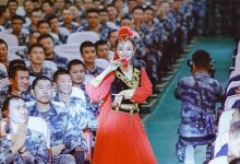 佟丽的娅新疆舞福利大放送 超治愈系励志“暖心丫”-博狗扑克 蜗牛扑克 德州扑克跟我学