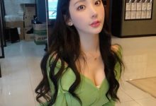 韩国正妹「정아윤」饱满美乳超级诱人,乳量很极品啊~-博狗扑克 蜗牛扑克 德州扑克跟我学