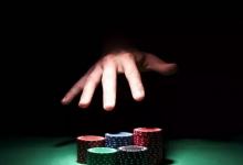 博狗扑克:德州扑克隐含赔率是一把双刃剑-博狗扑克 蜗牛扑克 德州扑克跟我学