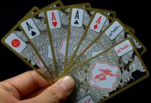 博狗扑克：德州扑克翻后拿着J7s和87s这样的牌应该怎样打？-博狗扑克 蜗牛扑克 德州扑克跟我学