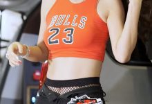 博狗扑克:韩国美女车模 조나나(赵娜娜)车展现场直拍20200328-博狗扑克 蜗牛扑克 德州扑克跟我学