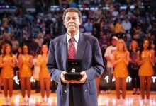 博狗扑克:前湖人冠军队成员埃尔金·贝勒曾靠打牌赢光队友零花钱-博狗扑克 蜗牛扑克 德州扑克跟我学