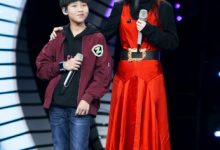 张碧晨综艺节目与孩子合唱《落叶归根》 完美和音震撼全场-博狗扑克 蜗牛扑克 德州扑克跟我学