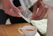 G罩杯大奶太诱人!夜班打工妹“水卜さくら”遭店长下春药,崩坏高潮还翻白眼!-博狗扑克 蜗牛扑克 德州扑克跟我学