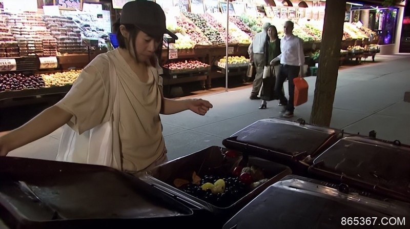 震惊！日本女白领靠20年捡饭吃买下纽约一套房