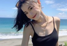 [人物]花莲海边出现「顶规正妹」，裤头失守「高衩搭甜笑」惹海岸线都恋爱-博狗扑克 蜗牛扑克 德州扑克跟我学