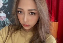 [人物]正妹古铜色美肌「曲线超养眼」，「居家辣照」太惹火！-博狗扑克 蜗牛扑克 德州扑克跟我学