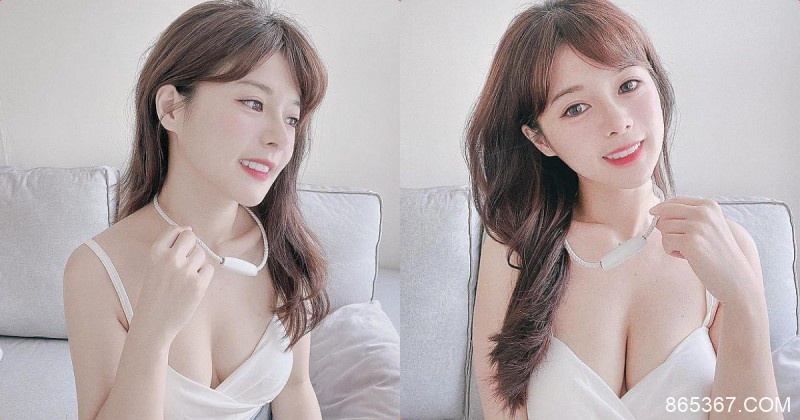 正妹「小花姐接」深V裝放送乳溝，「白嫩酥胸」造型太挑逗！