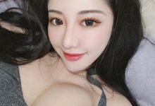 滿到溢出來了!白皙嫩乳妹「張瑜庭」躺在床上的「溢乳視角」簡直讓人精盡人亡阿!-博狗扑克 蜗牛扑克 德州扑克跟我学