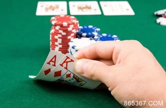 【EV扑克】教学:牌力强的同花牌在大盲位怎么3-bet?