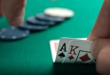 【EV扑克】牌局:这手AK杂色河牌全压诈唬,玩得太粗暴?-博狗扑克 蜗牛扑克 德州扑克跟我学