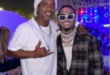 迈博体育 美国说唱歌手与小罗合影-博狗扑克 蜗牛扑克 德州扑克跟我学