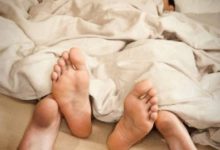 有『和朋友發生親密行為的經驗』卻沒有交往經驗的人意外的多？！-博狗扑克 蜗牛扑克 德州扑克跟我学