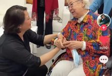 唐国强夫妇现身！小12岁壮丽模样大变，当众跪地感谢田华情绪激动-博狗扑克 蜗牛扑克 德州扑克跟我学