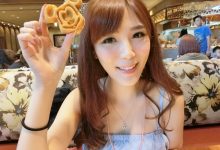 保險業務員太極品!正妹「趙菁菁」臉書狂放比基尼「超深海溝」手捧椰奶照實在太遐想了-博狗扑克 蜗牛扑克 德州扑克跟我学