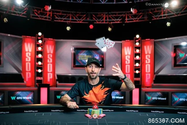 【EV扑克】2023 WSOP | 美国牌手Brian Rast在赛事43击败99名参赛者  摘得第六条WSOP金手链