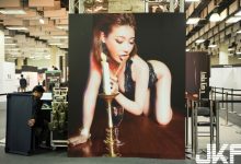 TSE搶先看!「海量正妹」搭配超狂跑車與超強布景,各種風格一次拍好拍滿!-博狗扑克 蜗牛扑克 德州扑克跟我学