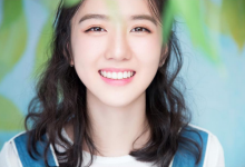 拍攝蘋果廣告走紅的16歲氣質美少女遭起底……網友驚呼：出道竟是靠「總裁乾爹」？！-博狗扑克 蜗牛扑克 德州扑克跟我学