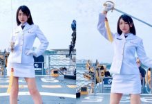 帥氣女海軍「希希CC」舉軍刀慶雙十 性感美腿讓粉絲都起立敬禮-博狗扑克 蜗牛扑克 德州扑克跟我学