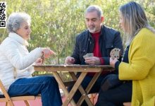 【EV扑克】趣闻 | 百岁老人分享长寿秘诀：每周打三次扑克-博狗扑克 蜗牛扑克 德州扑克跟我学