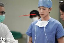 【EV扑克】杨阳洋教双胞胎妹妹做热身运动,太过认真把拖鞋甩掉-博狗扑克 蜗牛扑克 德州扑克跟我学