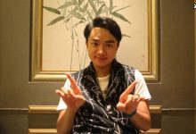 【EV扑克】王祖蓝一家游迪士尼!妻子怀二胎依旧难掩好身材女儿鼻子像爸爸-博狗扑克 蜗牛扑克 德州扑克跟我学